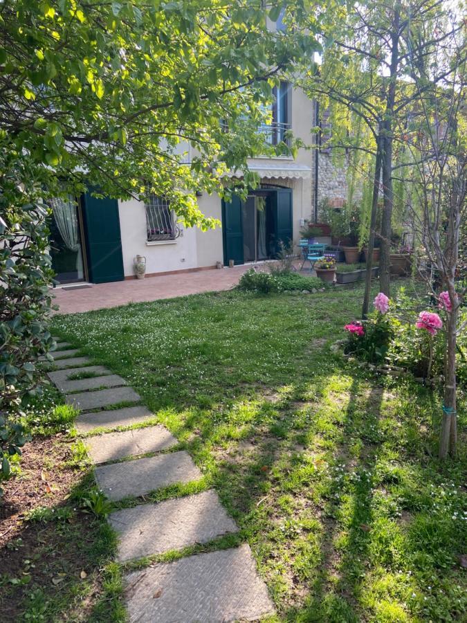 Monte Maino Bed & Breakfast Desenzano del Garda Exterior foto